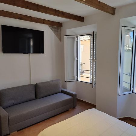 Frailes Apartments กรานาดา ภายนอก รูปภาพ